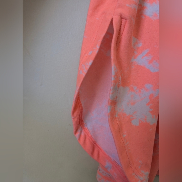 No Boundaries.Women's Junior's Soft Cut Out Strap Tank Top Size (S) 3-5 NWT - Picture 4 of 5